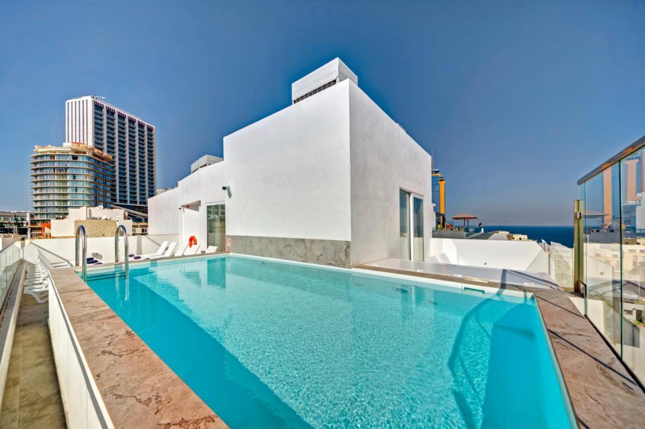 Quadro Hotel, Trademark Collection By Wyndham Saint Julian's エクステリア 写真