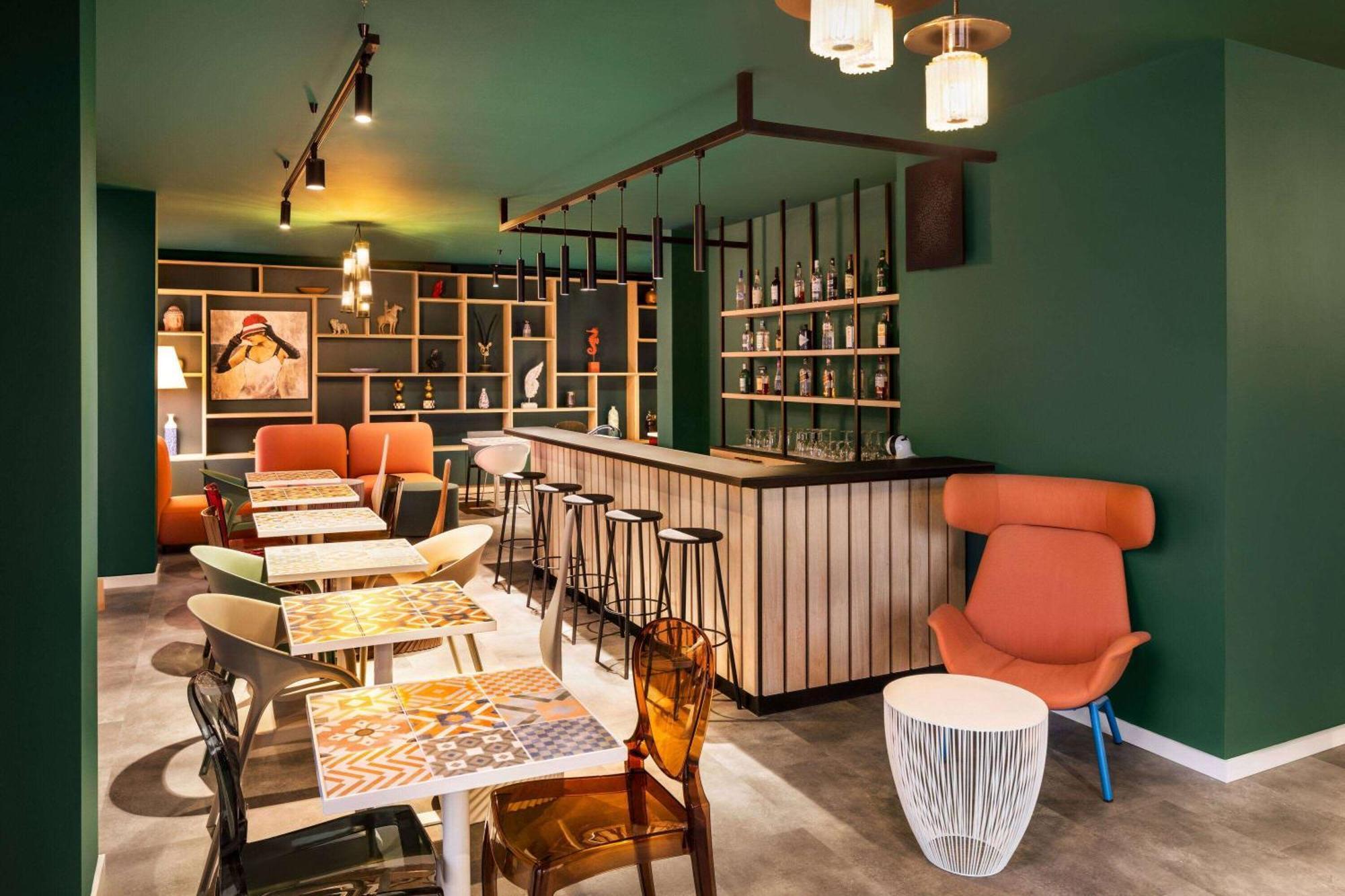 Quadro Hotel, Trademark Collection By Wyndham Saint Julian's エクステリア 写真